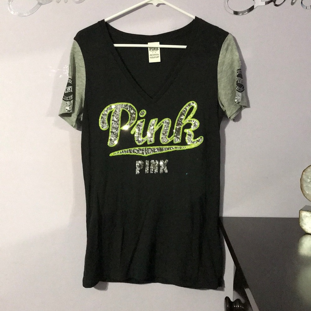 VS Pink top